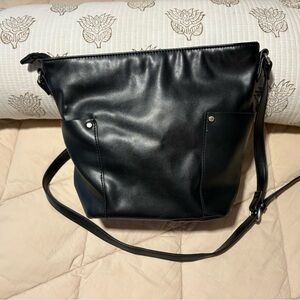Elegant Roots Black Shoulder Bag